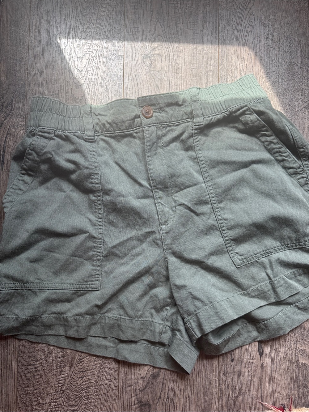 GAP Light Sage High-Waist Utility Shorts